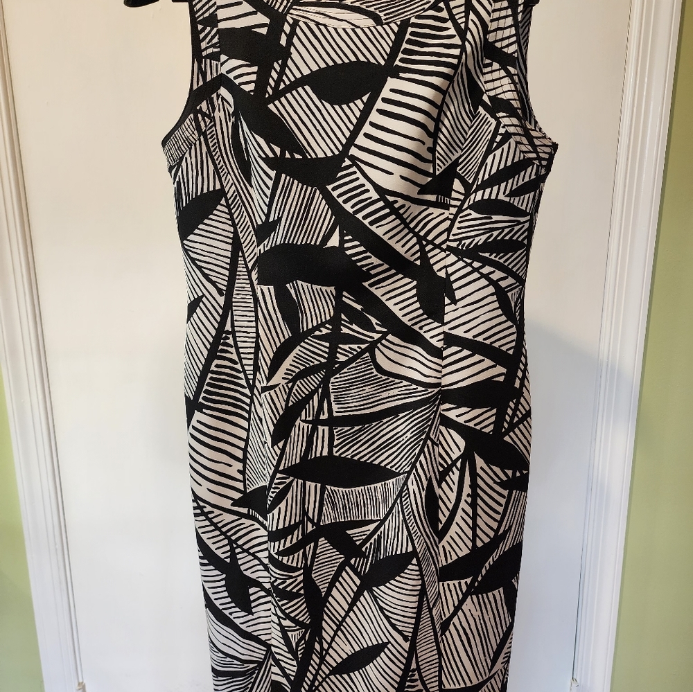 Black and white Dress